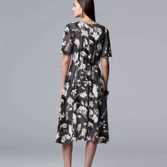 Simply Vera Vera Wang Dress - Picture 9 of 9